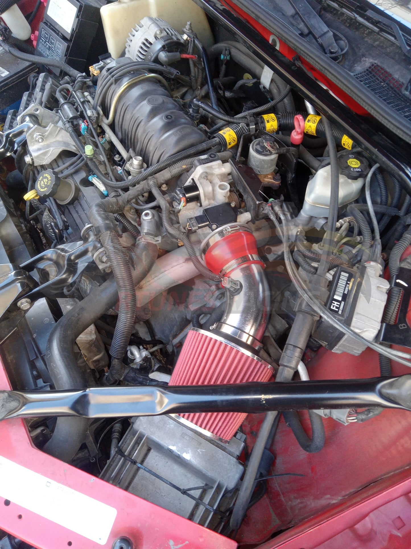 Short Ram Intake For 98-05 Implala/Monte Carlo/Park Ave/Regal Grand Prix 3.8 WSI-CH-04RDB