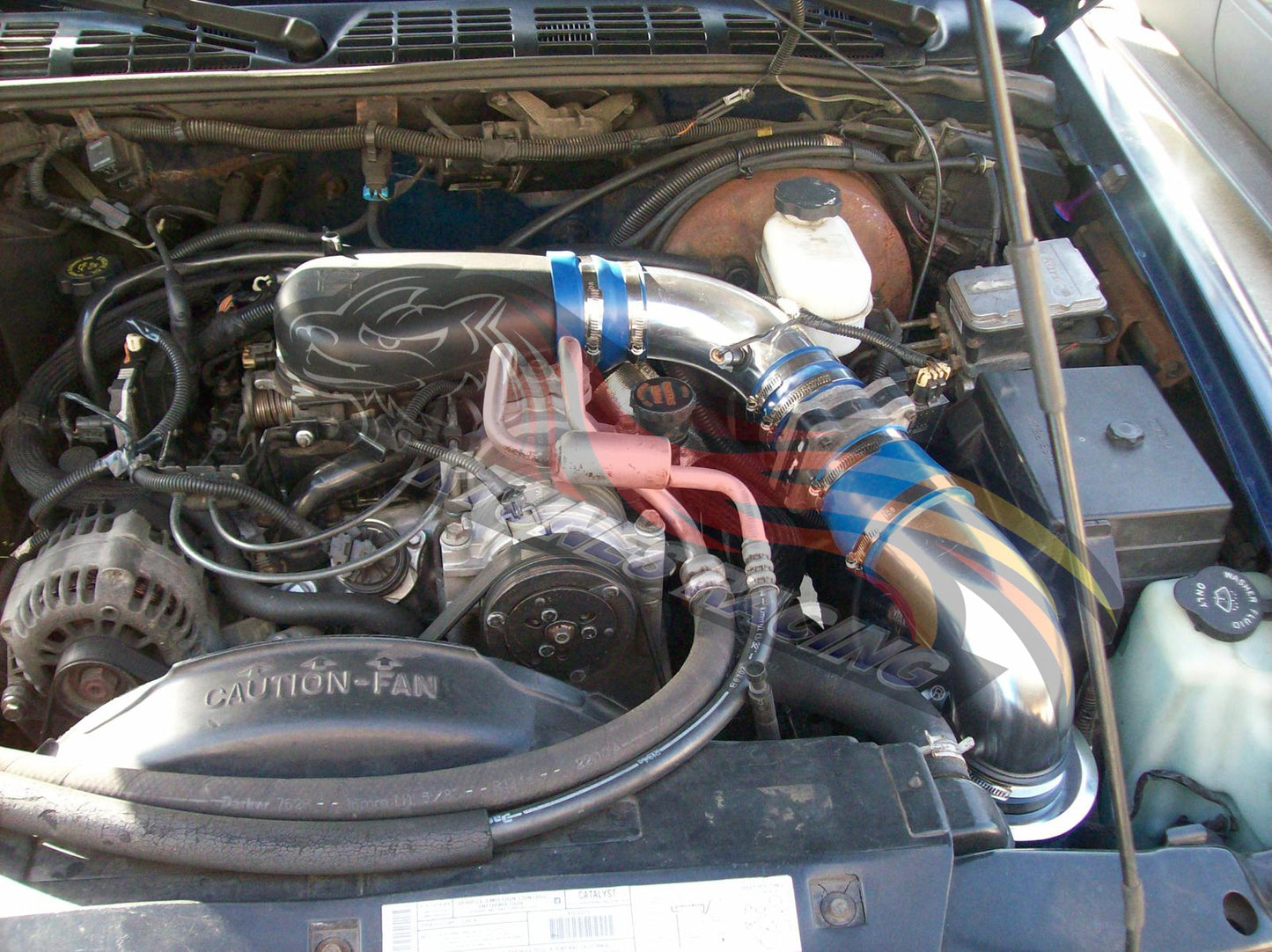 Cold Air Intake Kit For 1996-2005 Chevrolet S10/Blazer/GMC Sonoma/Jimmy, 1997-2000 Isuzu Hombre, 1996-2001 Oldsmobile Bravada 4.3L V6 | Rtunes Racing | RCI-CH-02BK