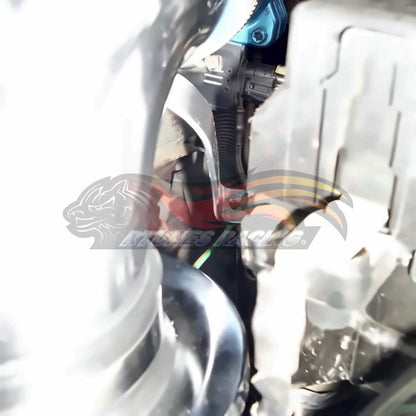Rtunes Racing CI-CH-02 cold air intake installed in engine bay